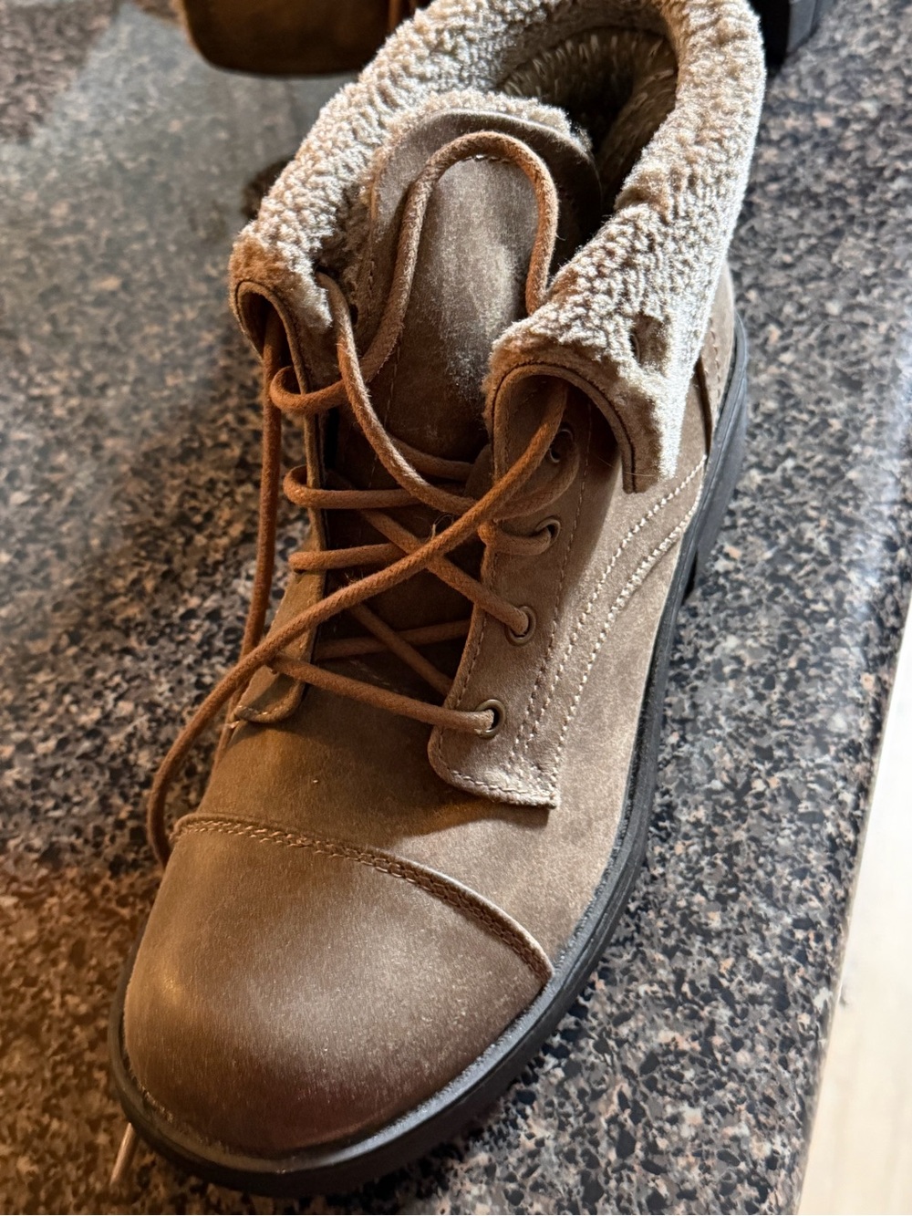 Natural Reflections Women's Brown Lace-Up Suede Boots with Sherpa Collar